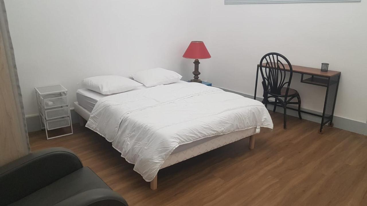 Hyper Centre - 3 Chambres - Gare - Wifi - Cosy Bourg-en-Bresse Eksteriør bilde