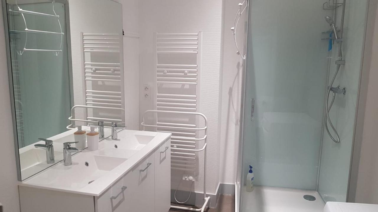 Hyper Centre - 3 Chambres - Gare - Wifi - Cosy Bourg-en-Bresse Eksteriør bilde