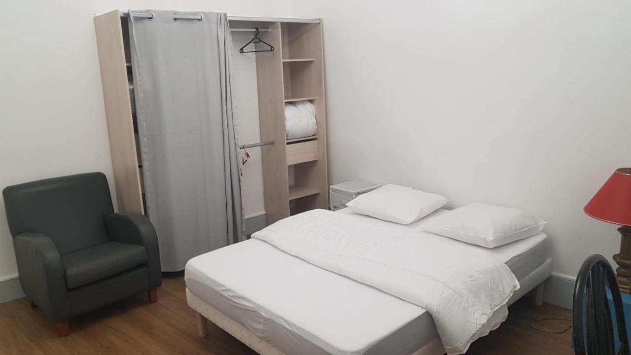 Hyper Centre - 3 Chambres - Gare - Wifi - Cosy Bourg-en-Bresse Eksteriør bilde